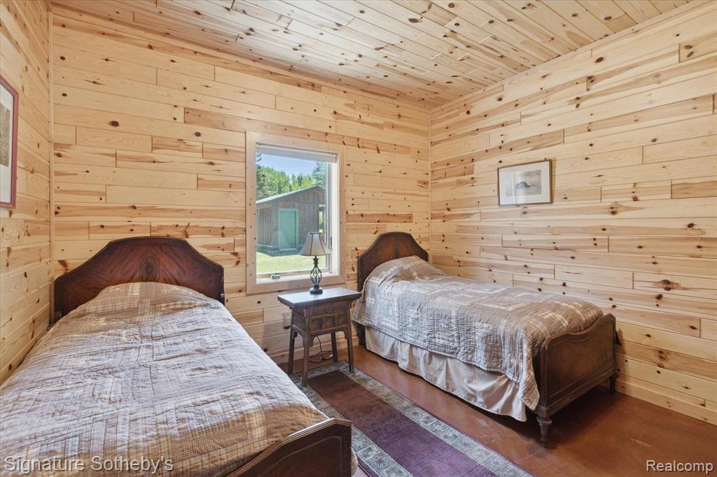 9842 Misery Bay, Alpena, MI 49707 — Photo 23