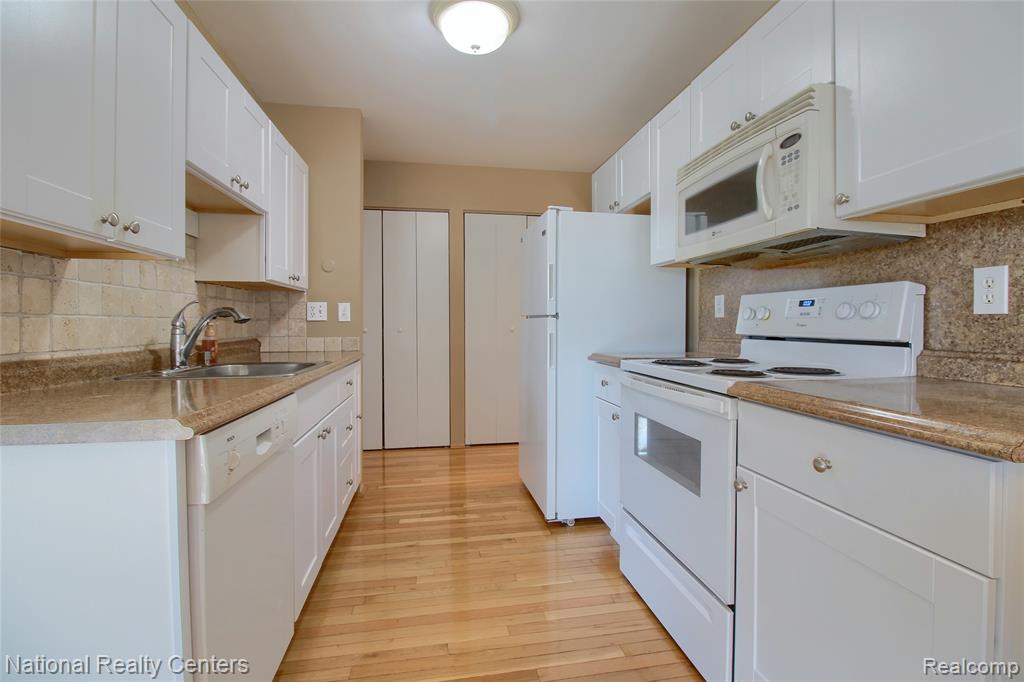 16547 Middlebelt Road, 6, Livonia, MI 48154 — Photo 13