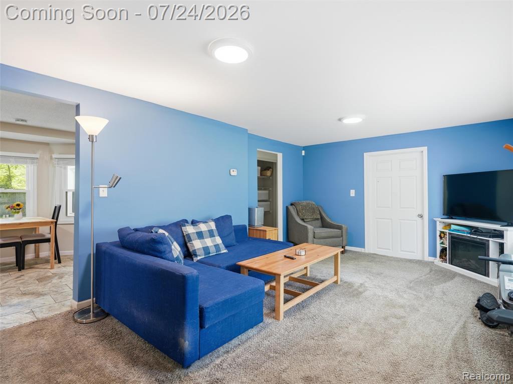 890 E Grand Boulevard, Ypsilanti, MI 48198 — Photo 5