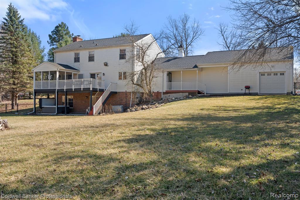 6253 7 MILE Road, South Lyon, MI 48178 — Photo 58