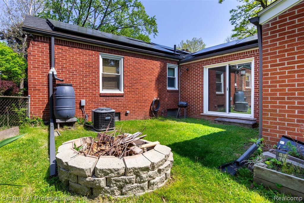 25009 Donald, Redford, MI 48239 — Photo 27