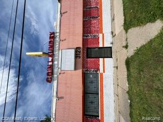 3123 E 8 Mile Road, Warren, MI 48091