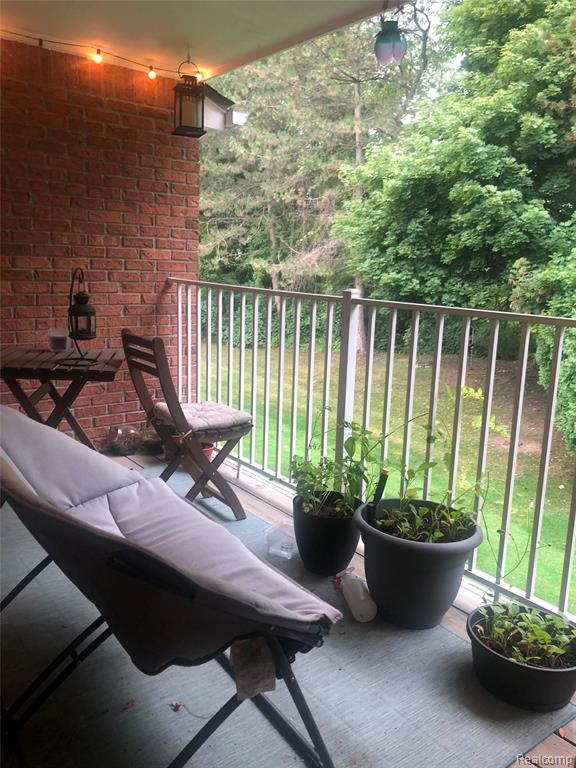 56567 Scotland Boulevard, Utica, MI 48316 — Photo 5
