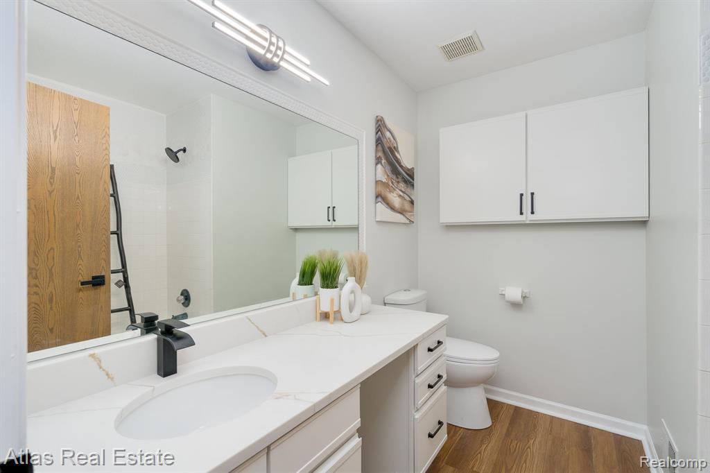 5007 Sandalwood Drive, Grand Blanc, MI 48439 — Photo 28
