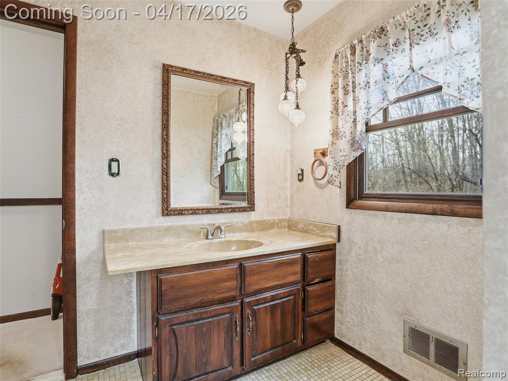 11430 Big Lake Road, Davisburg, MI 48350 — Photo 39