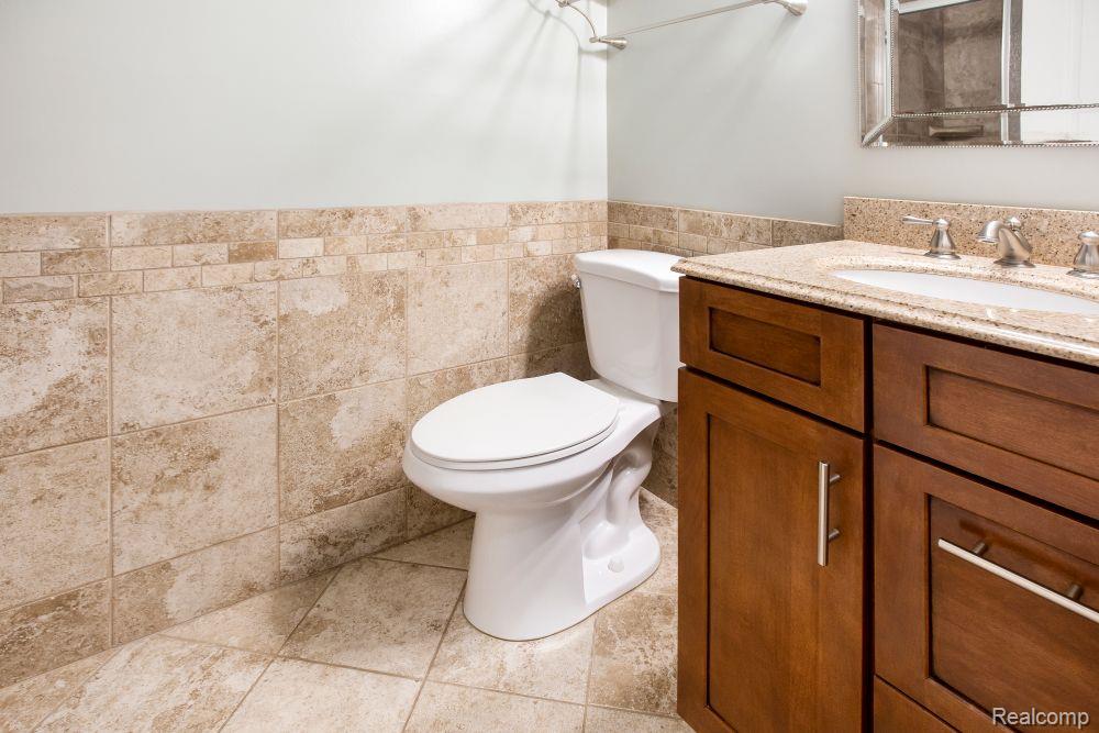 722 S Milford Road, Milford, MI 48381 — Photo 15
