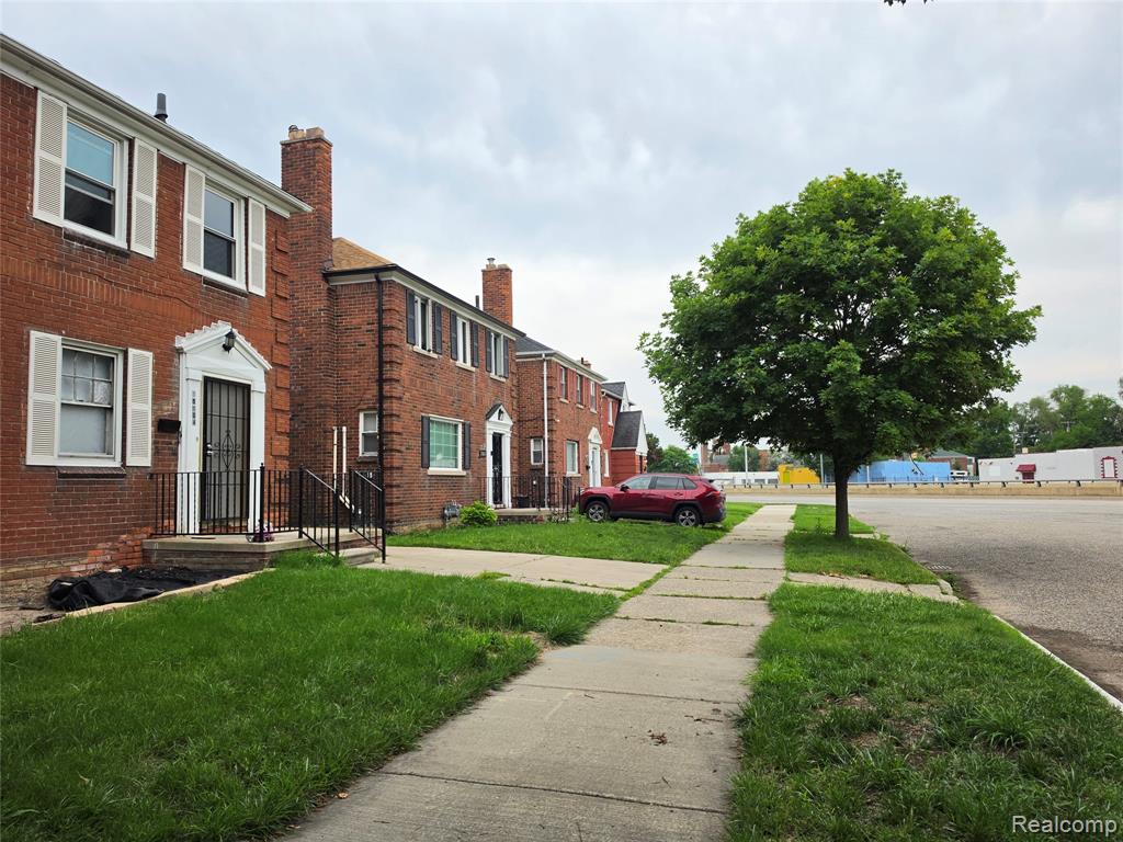 15832 Griggs Street - Photo 4