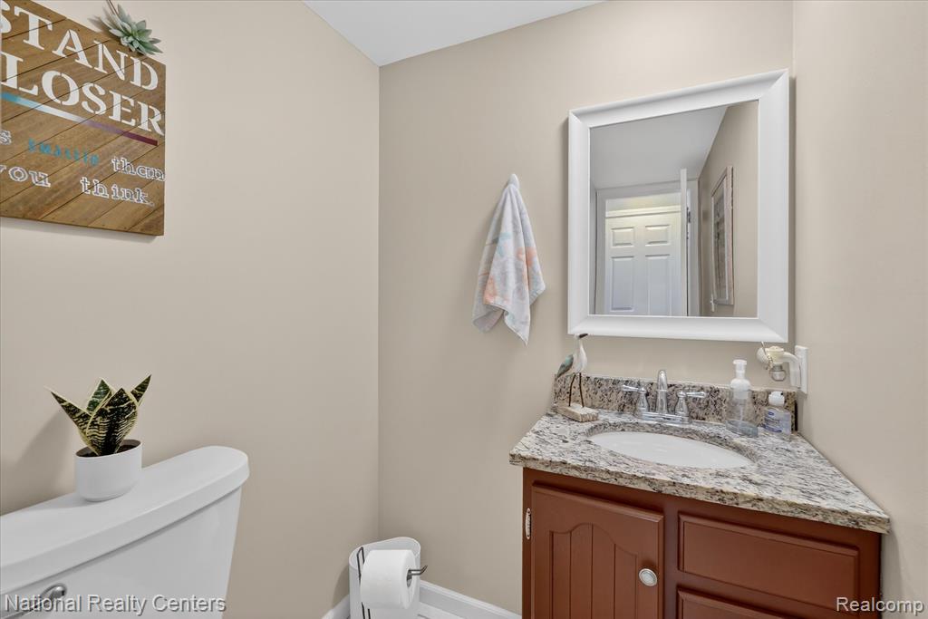 526 W Rockwell Street, Fenton, MI 48430 — Photo 24