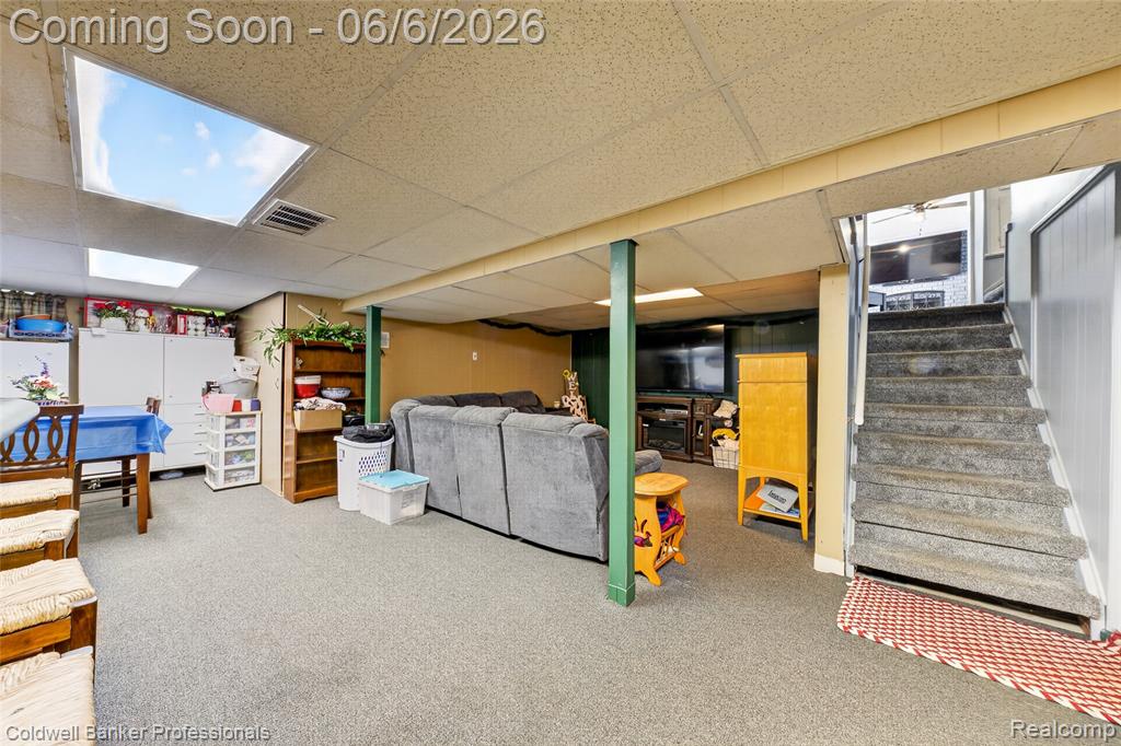 373 Tilmor Drive, Waterford, MI 48328 — Photo 38