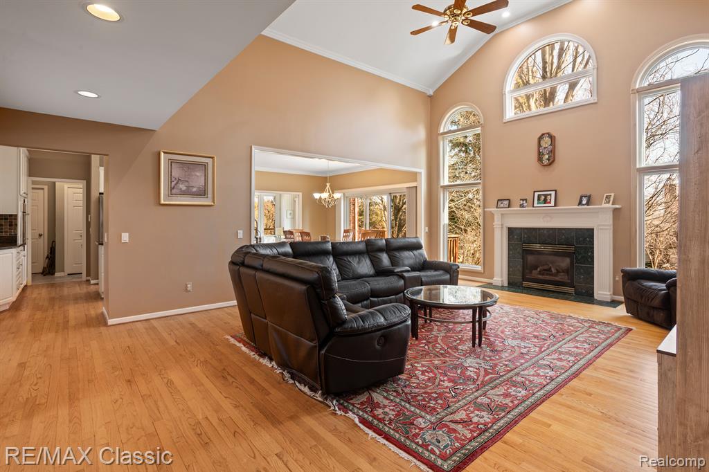 6904 GRANGER Drive, Troy, MI 48098 — Photo 11