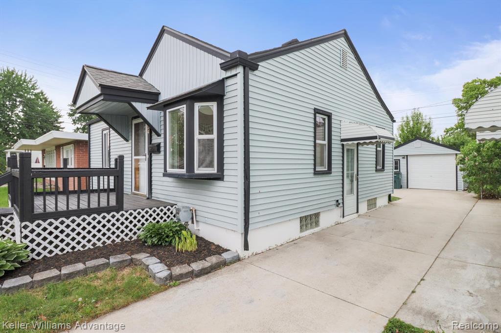 434 E WOODWARD HEIGHTS Boulevard, Hazel Park, MI 48030 — Photo 31