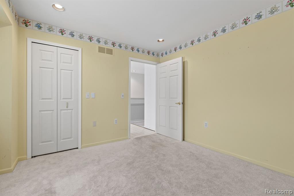 21256 SYCAMORE Court, 77, Farmington Hills, MI 48336 — Photo 14
