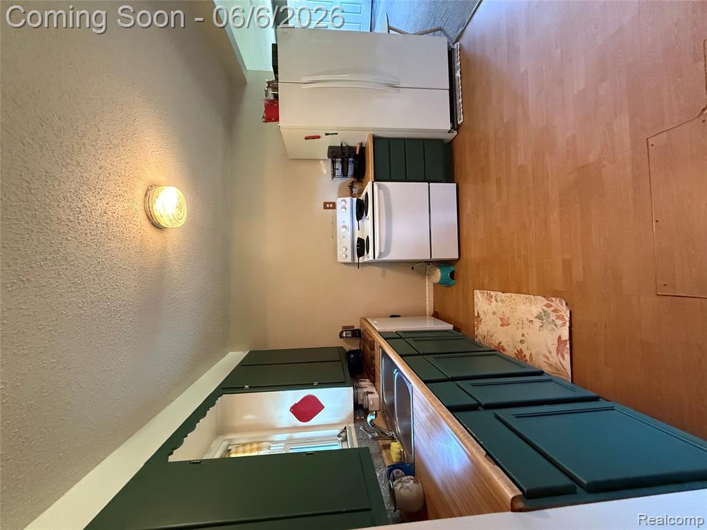 4413 Winters Drive, Flint, MI 48506 — Photo 12