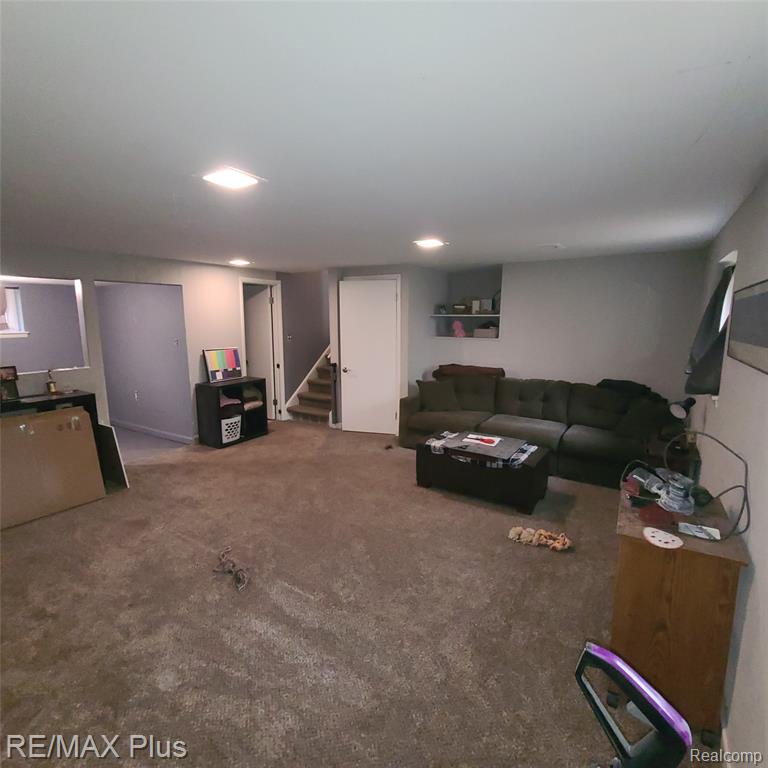 698 Shenandoah Drive, Clawson, MI — Photo 18