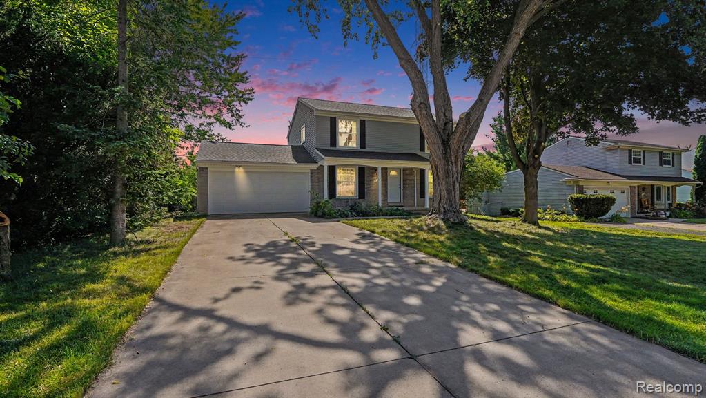 2735 Foster Avenue, Ann Arbor, MI 48108