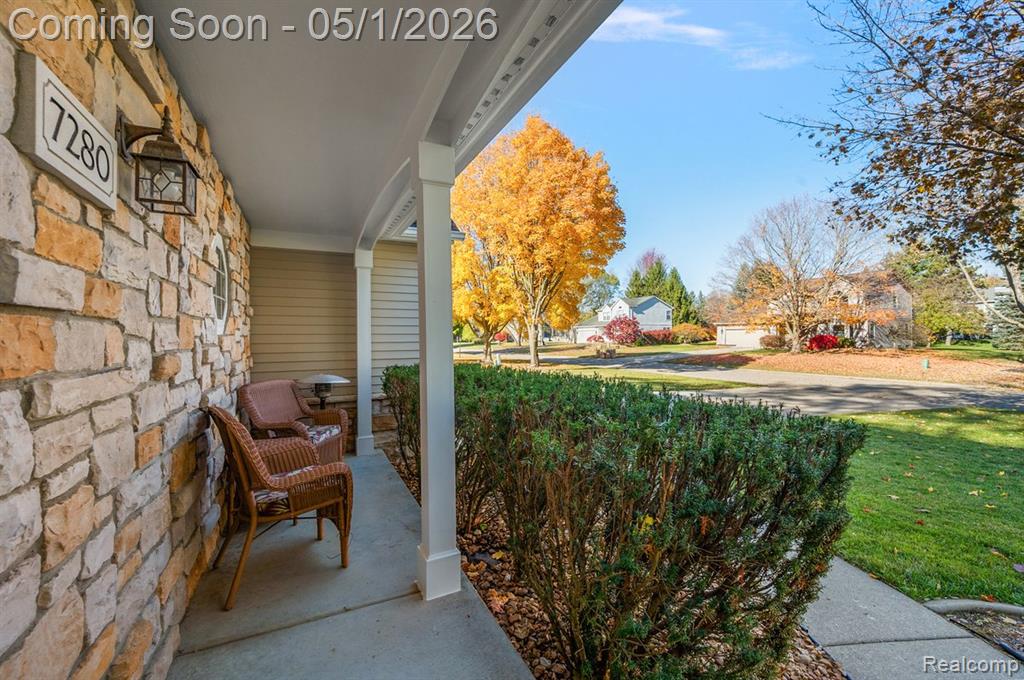 7280 Willow Oak Drive, West Bloomfield, MI 48324 — Photo 3