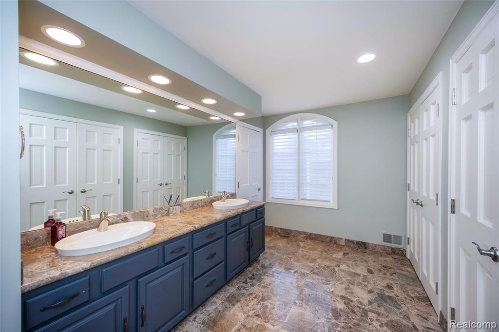 10 Sycamore Lane, Grosse Pointe, MI 48230 — Photo 70