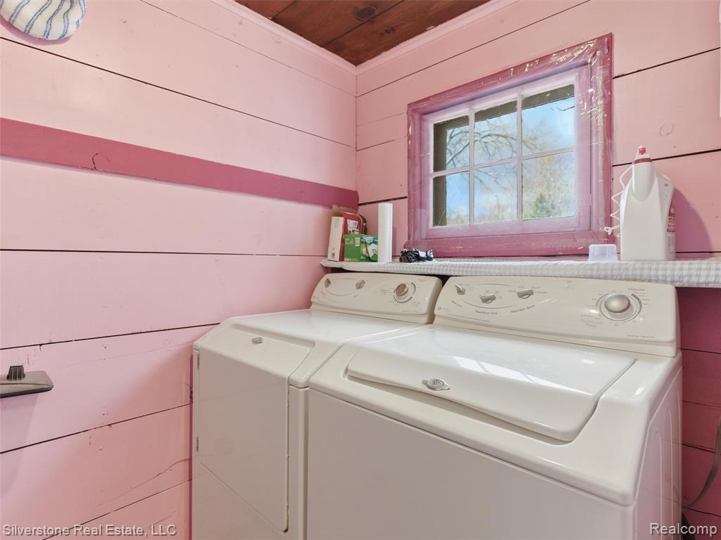 2098 Dunwoodie Street, Ortonville, MI 48462 — Photo 31