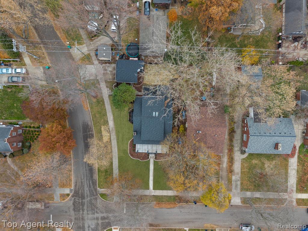 784 Barrington Road, Grosse Pointe Park, MI 48230 — Photo 55