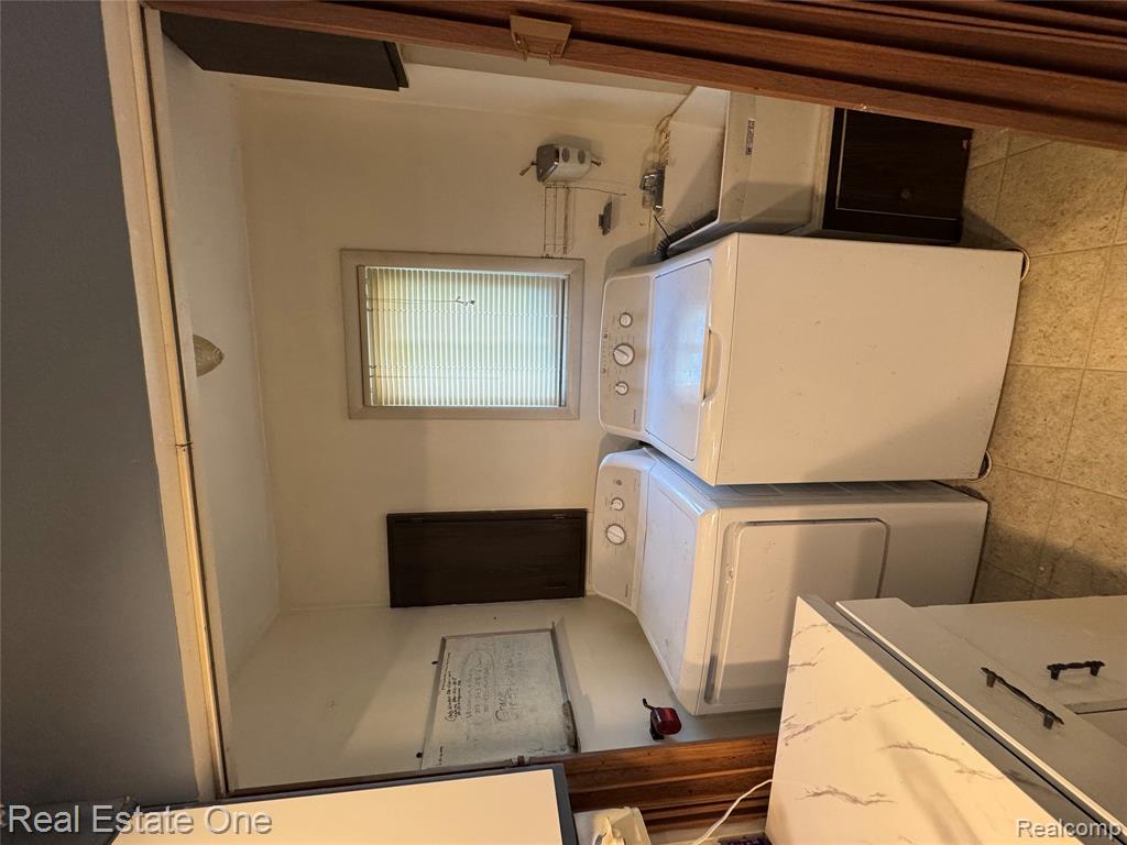 7035 Hudson Avenue, Warren, MI 48091 — Photo 10