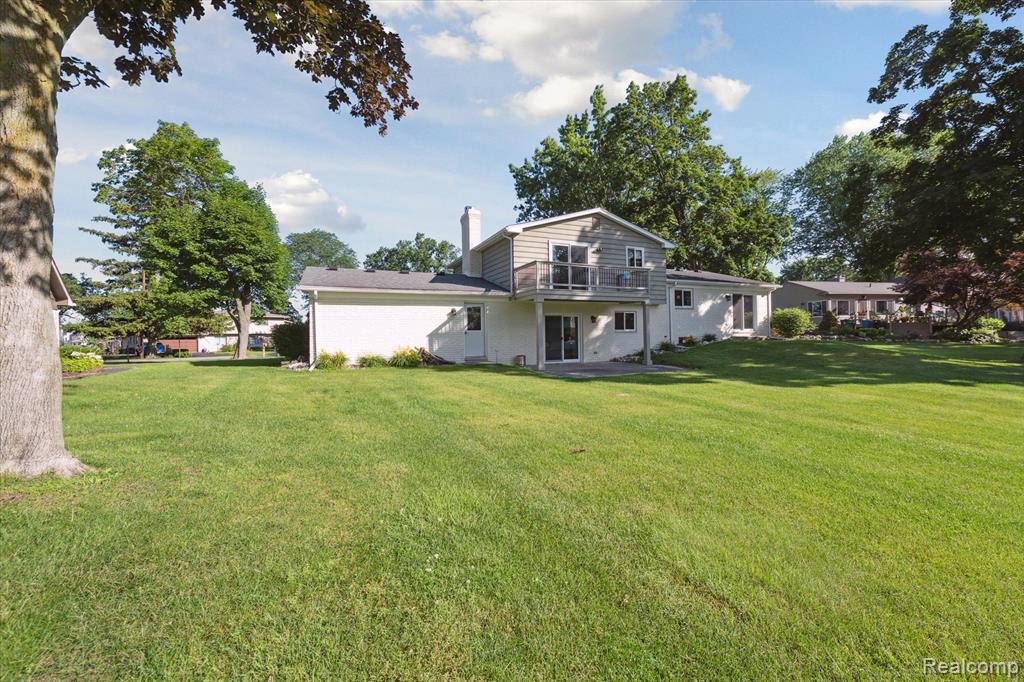5100 Surfwood Drive, Commerce Twp, MI 48382 — Photo 40