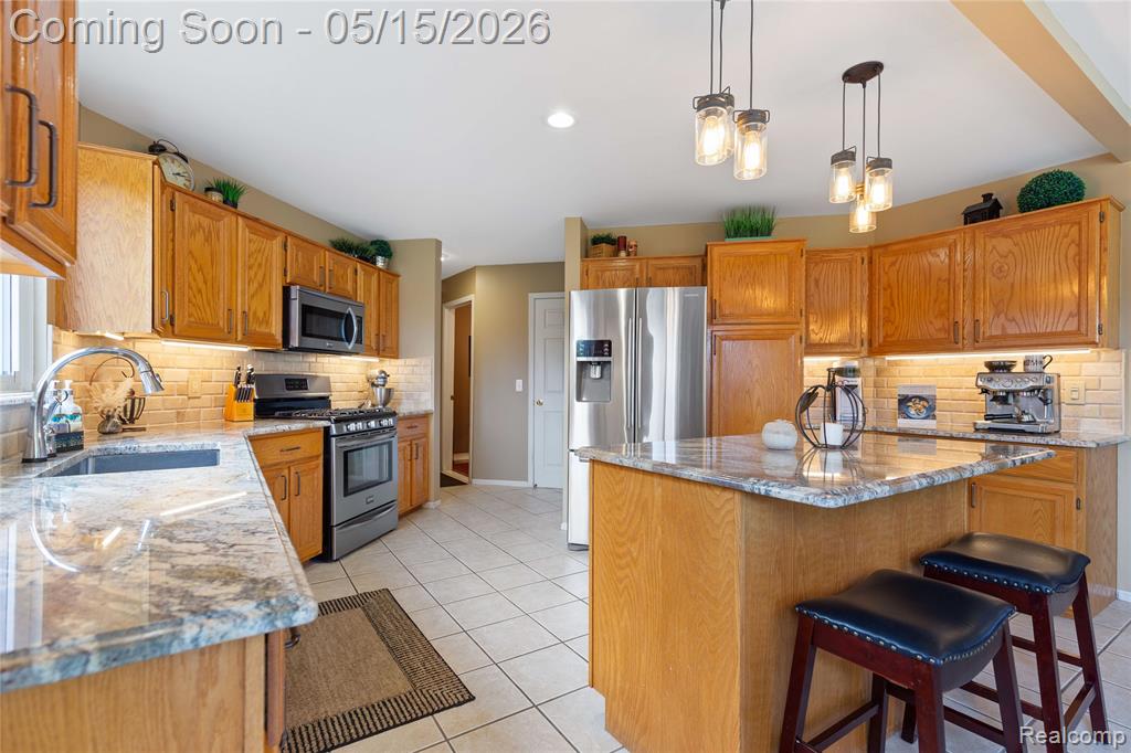 48528 Lafayette Drive, Macomb, MI 48044 — Photo 12