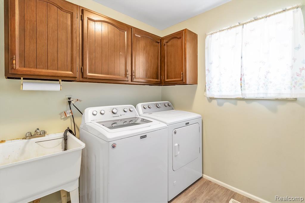 5236 W WILSON Road, Clio, MI 48420 — Photo 35
