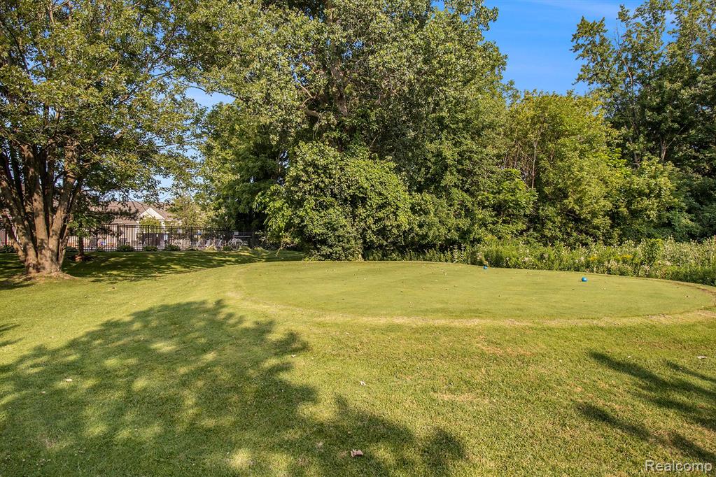 2016 CEDAR VALLEY Drive, Canton, MI 48188 — Photo 41