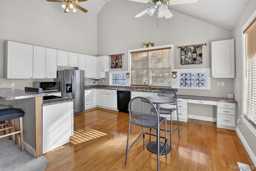 1449 Coutant Street, Flushing, MI 48433 — Photo 5