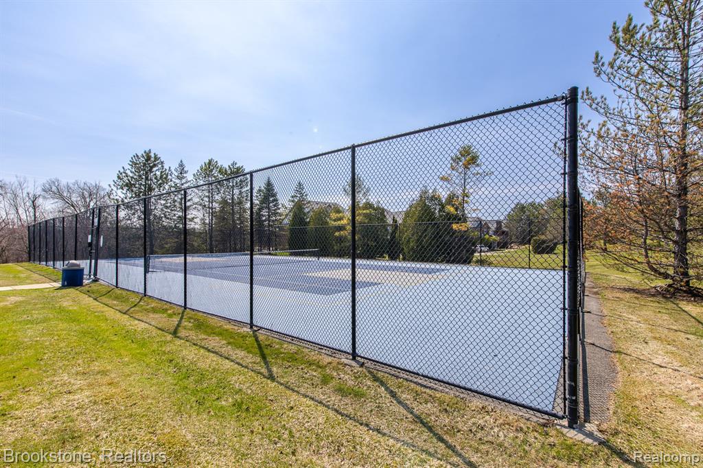 5292 Brookemonte Circle, Rochester, MI 48306 — Photo 49
