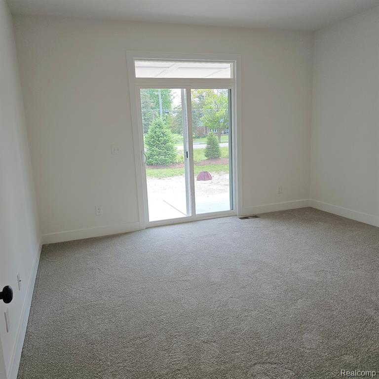 55810 STEWART Drive, Macomb, MI 48042 — Photo 11