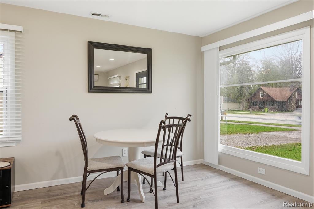 2937 E Walton Blvd, Auburn Hills, MI 48326 — Photo 8