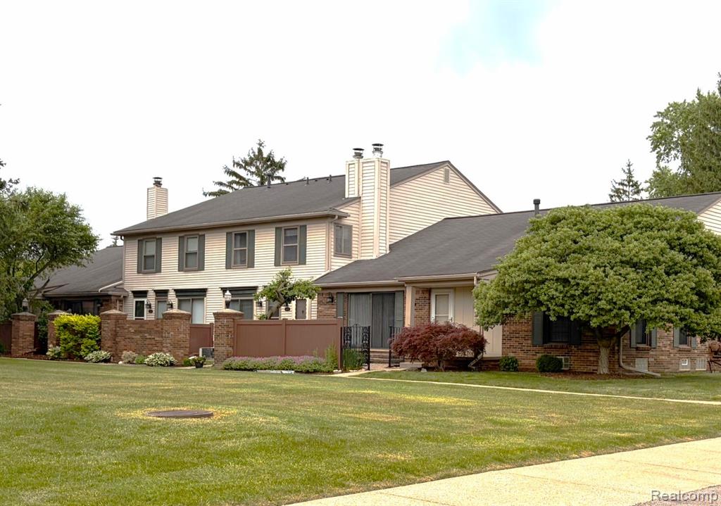 41090 Southwind Drive, Canton, MI 48188 — Photo 22