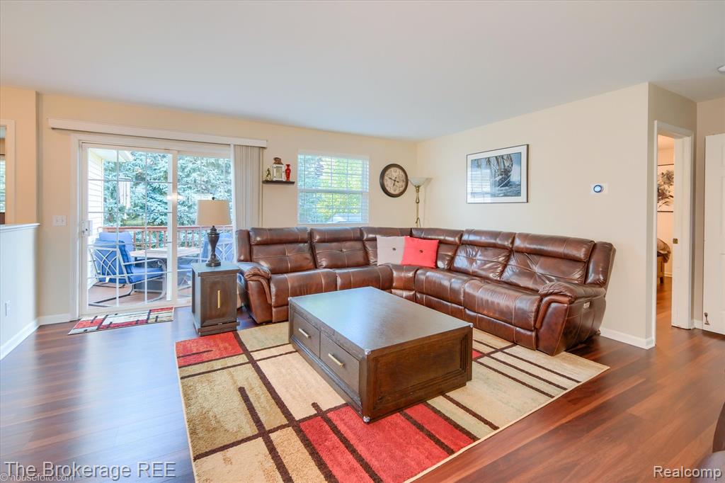 5281 Magnolia Drive, Grand Blanc, MI 48439 — Photo 12