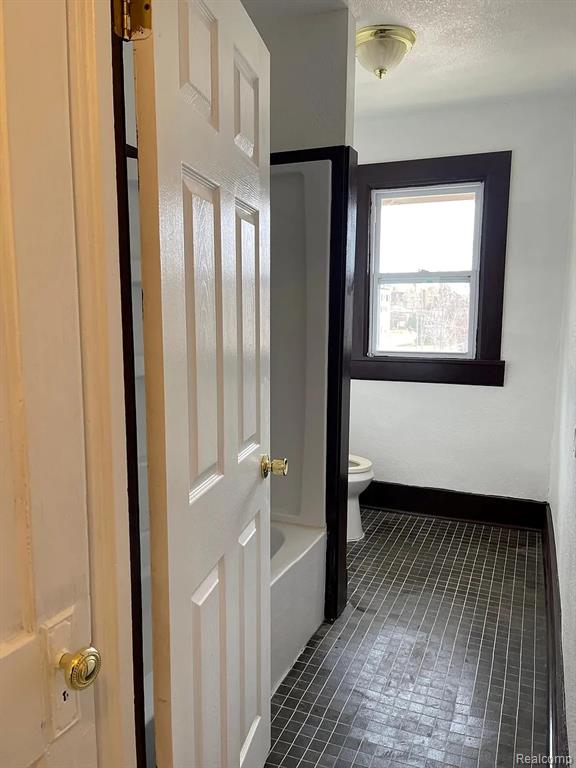 2911 GLENDALE Street, Detroit, MI 48238 — Photo 6