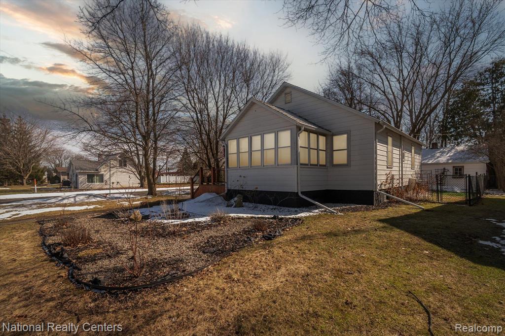 4955 WEBER Street, MI — Photo 2