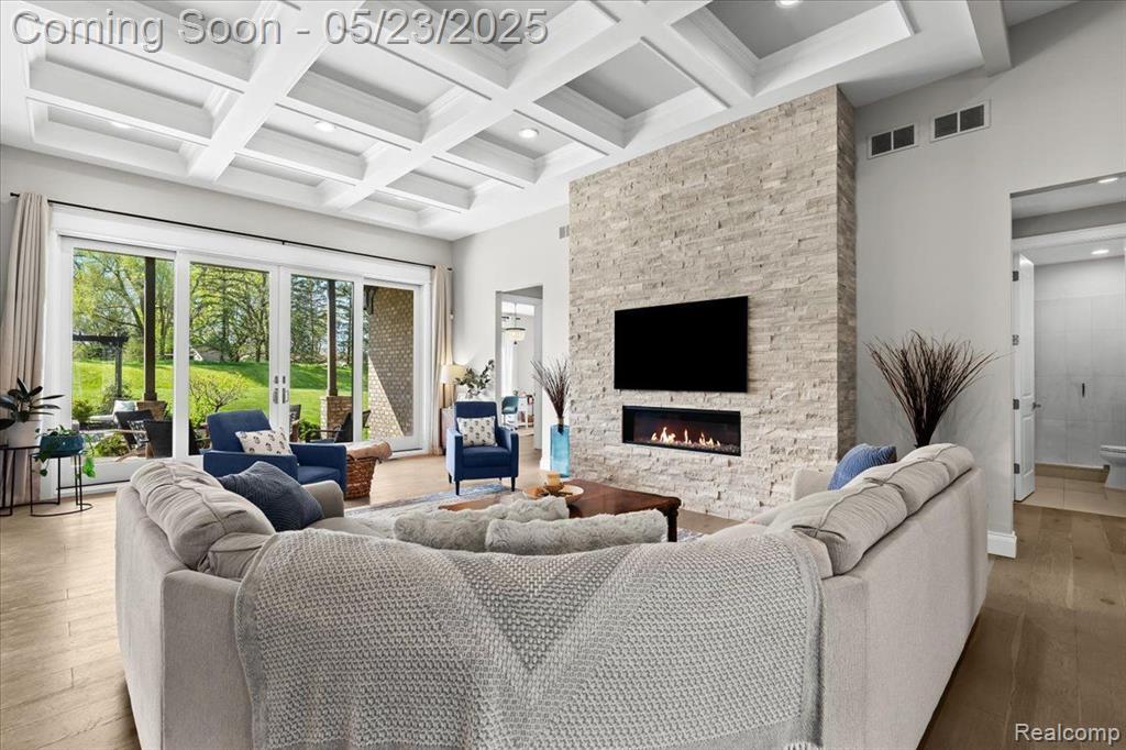 10580 STONEY POINT Drive, South Lyon, MI 48178 — Photo 8