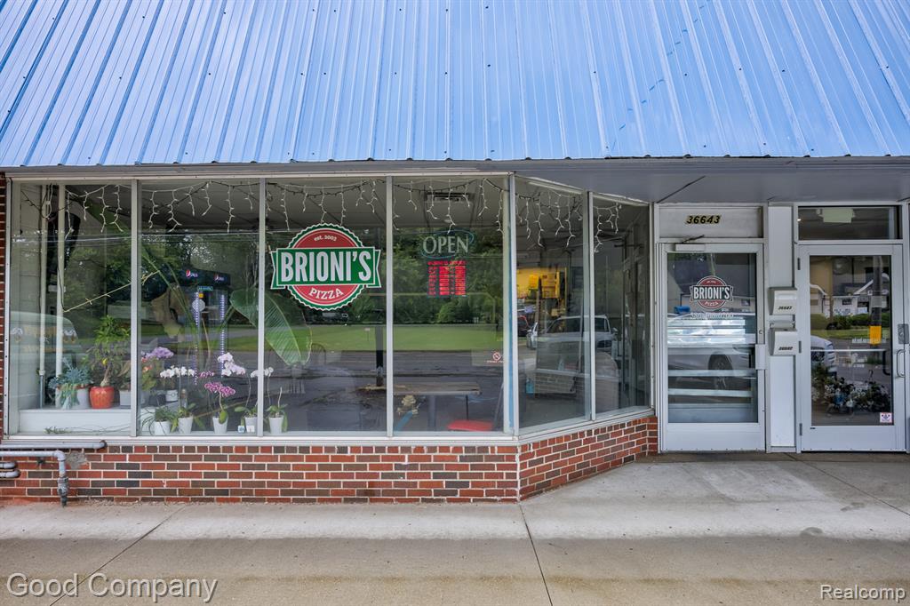 36643 Jefferson Avenue, Harrison Township, MI — Photo 27