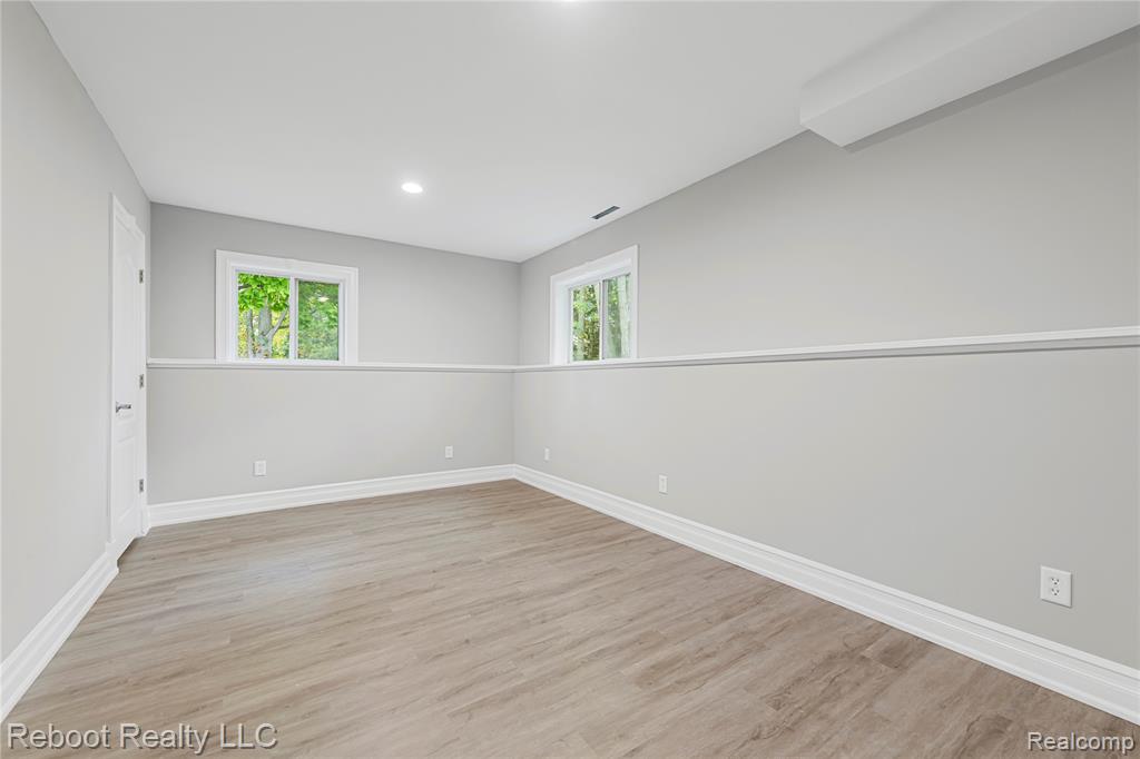 5322 Clintonville Road, Clarkston, MI — Photo 22