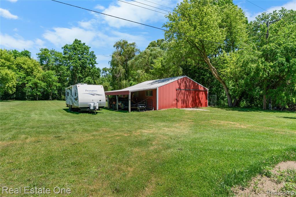 50000 Willis Road, Belleville, MI 48111 — Photo 30