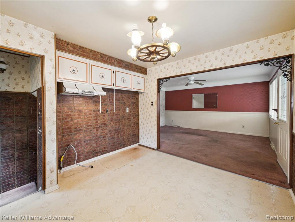 3994 CAMPBELL Street, Dearborn Heights, MI 48125 — Photo 9