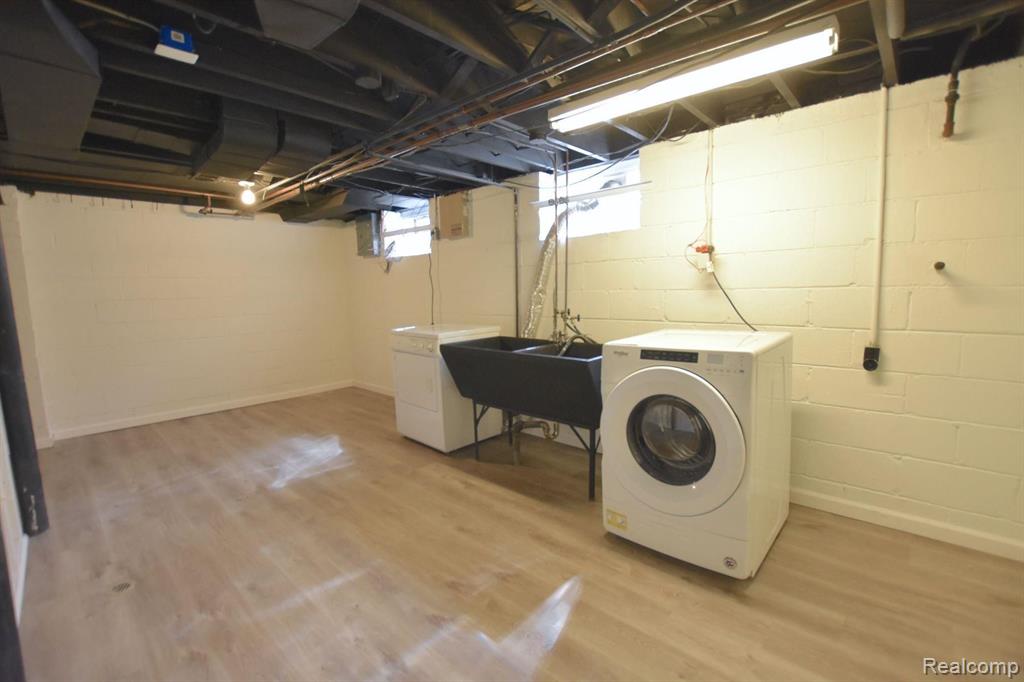 573 N OLD WOODWARD AVE, Birmingham, MI 48009 — Photo 25
