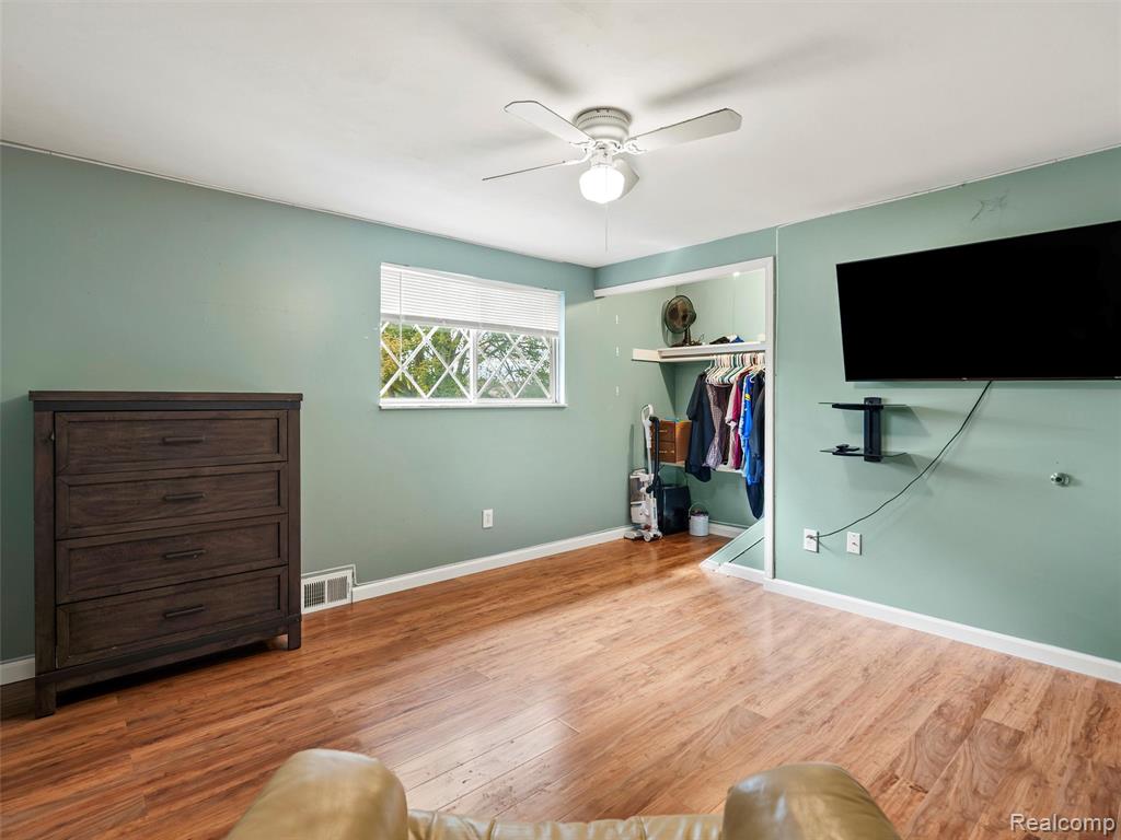 47848 Sonnett Drive, Macomb, MI 48042 — Photo 14