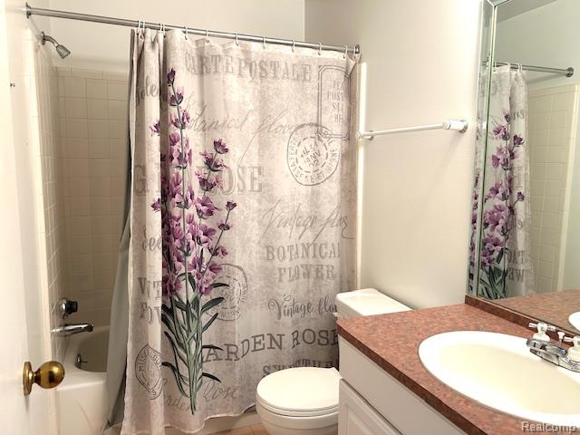 7305 Meadowridge Circle, 28, West Bloomfield, MI — Photo 8