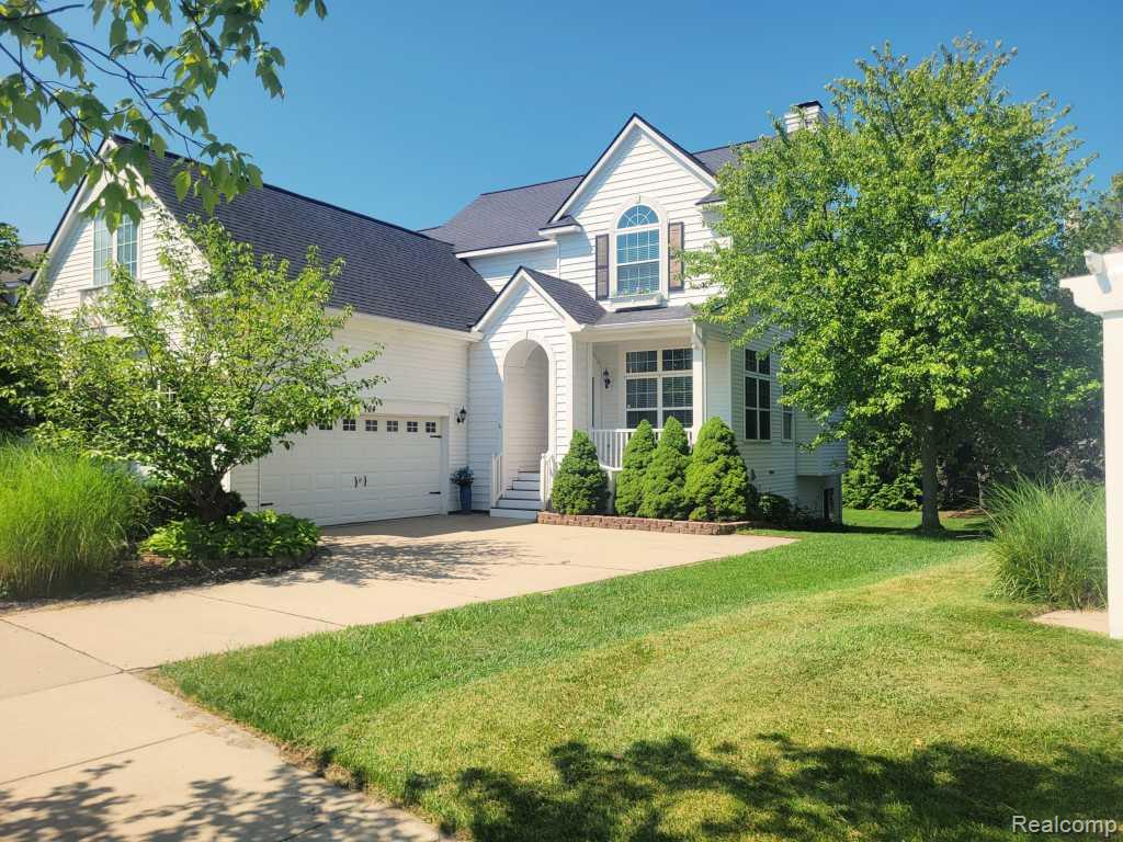 124 Champlain Boulevard, Howell, MI 48843