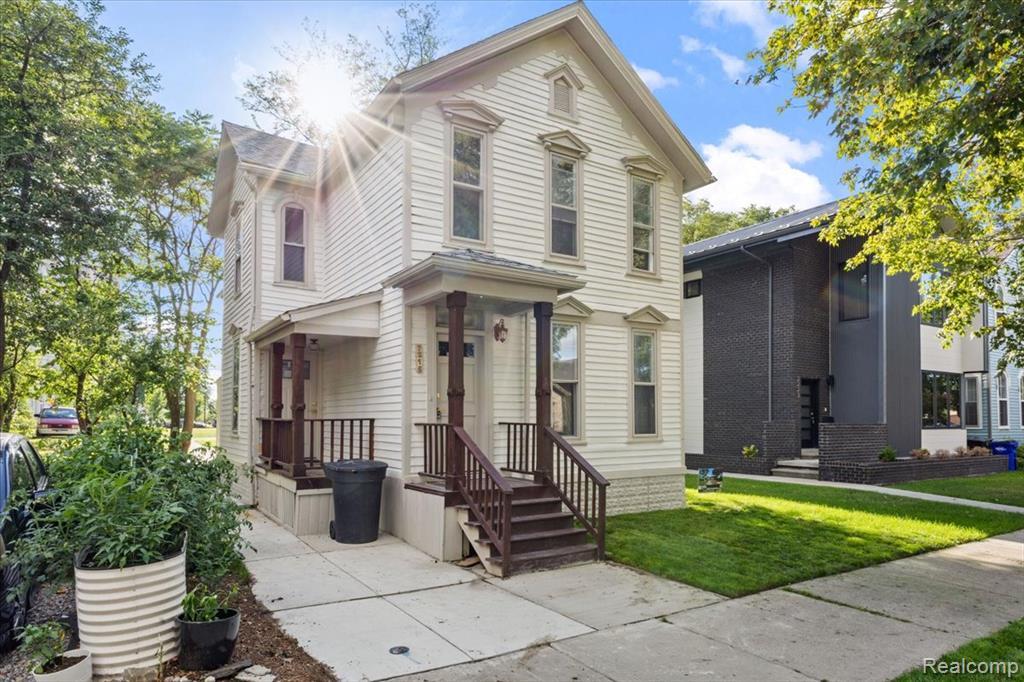 2215 Wabash Street, Detroit, MI 48216