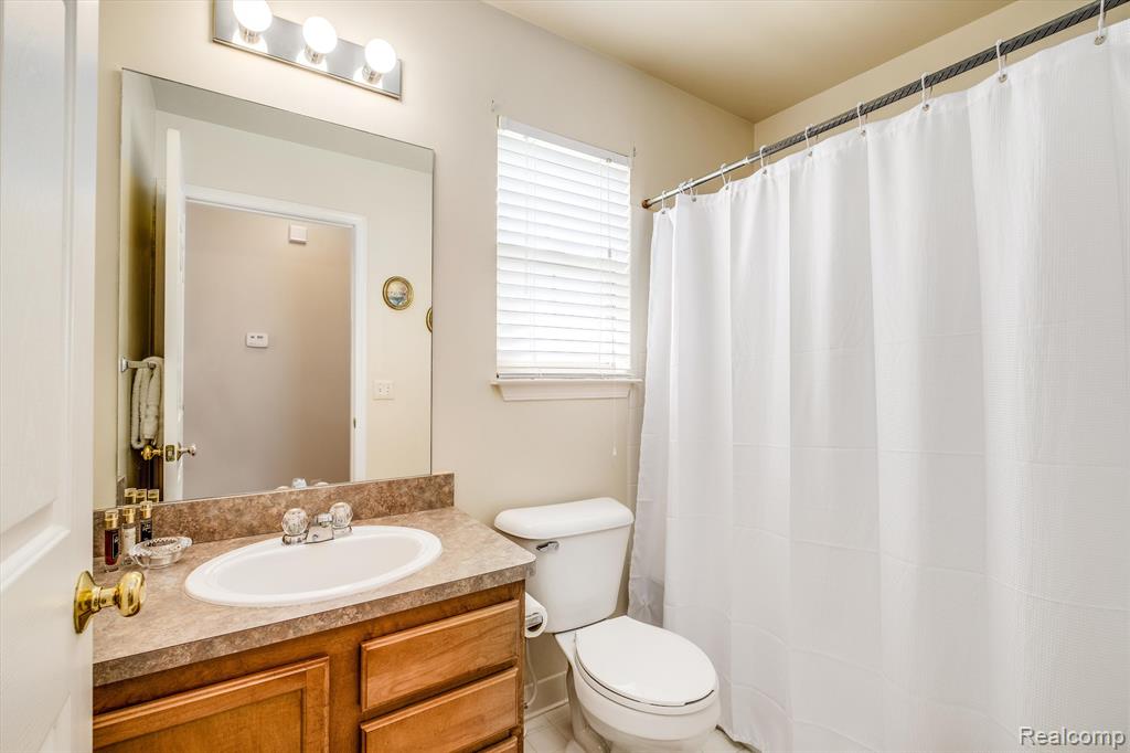 7820 CHLOE Court, Van Buren, MI 48111 — Photo 13