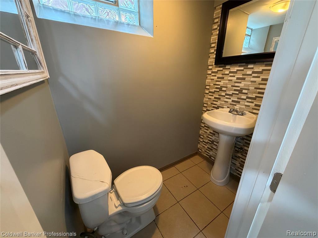 1168 N Vernier Road N, Grosse Pointe, MI 48236 — Photo 29