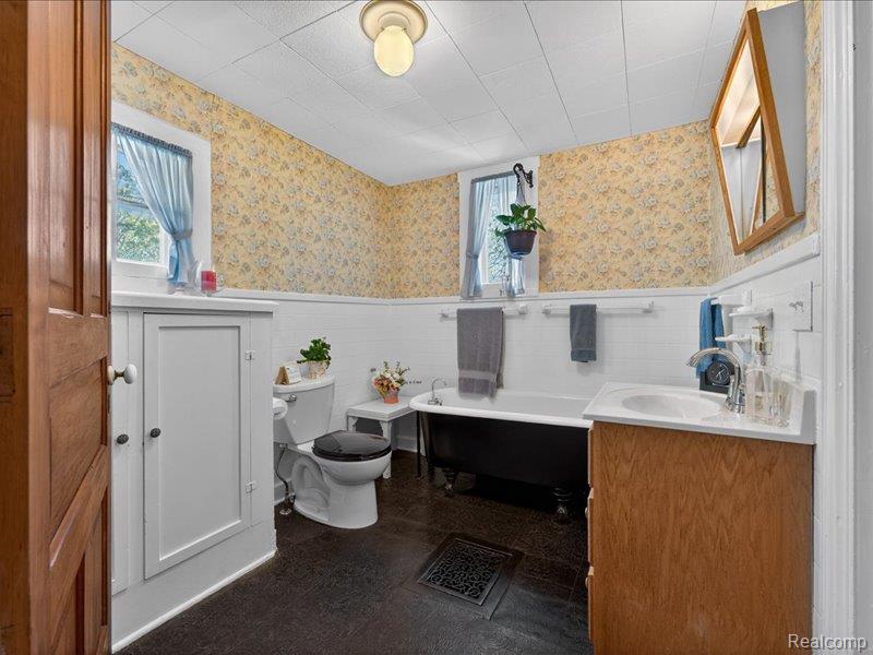 403 Lake Street, Howell, MI 48843 — Photo 21