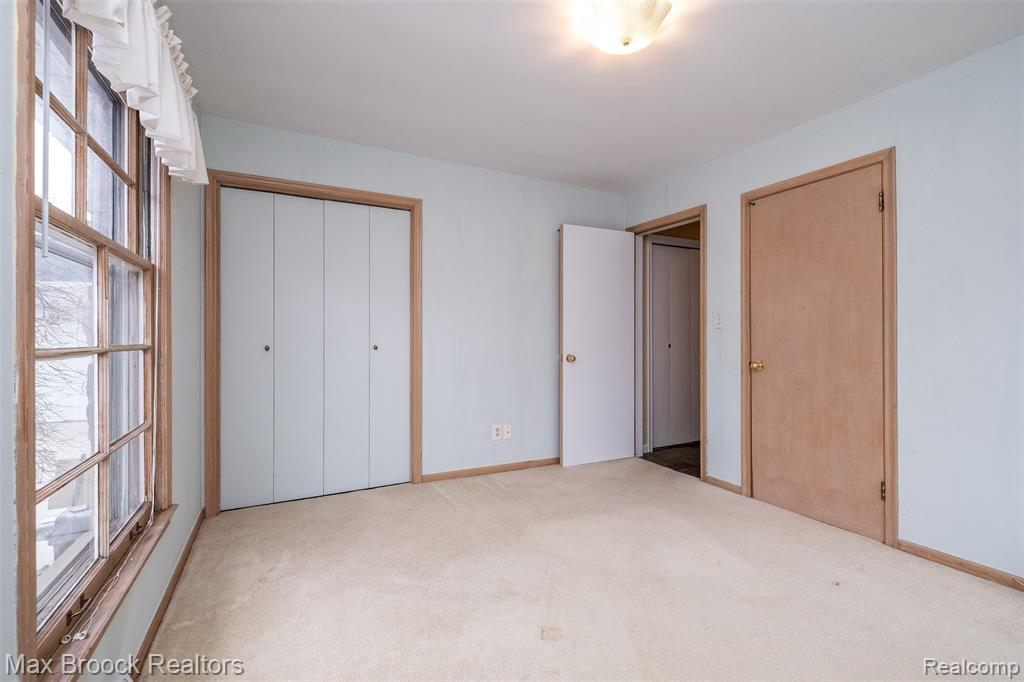 138 S Cranbrook Cross Road, Bloomfield Hills, MI 48301 — Photo 17